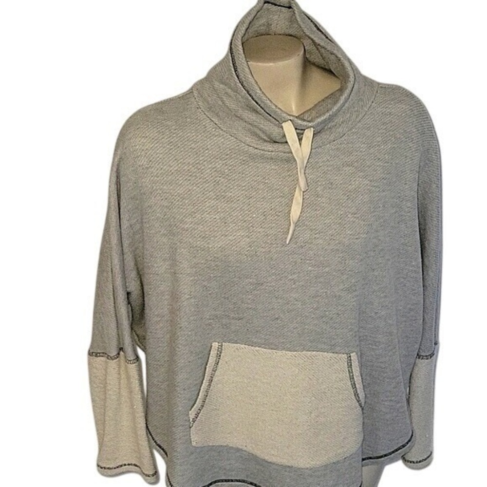 HAILEY‎ & CO. Grey Cowl Neck Pullover Sweater with Soft Heathered Texture Beach